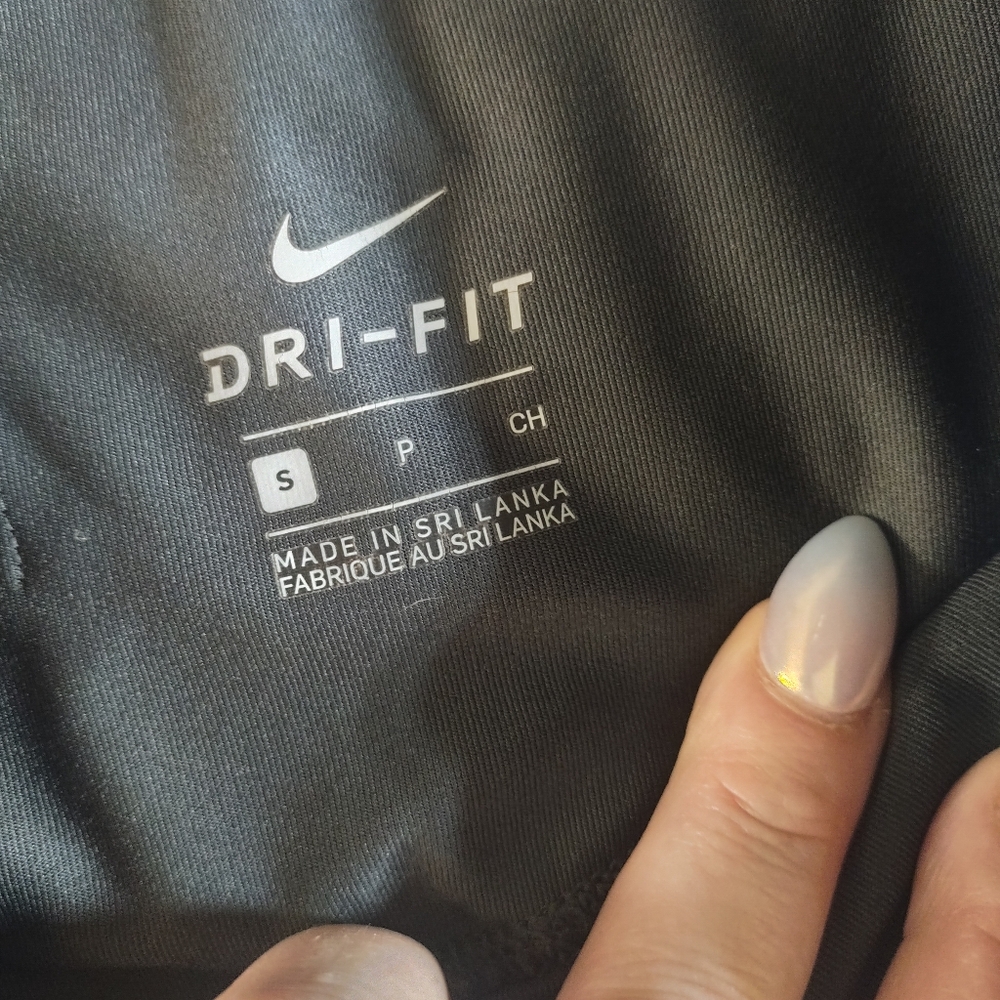 Nike Gray Leggings with Red Swoosh and Ohio State Logo - Picture 3 of 4